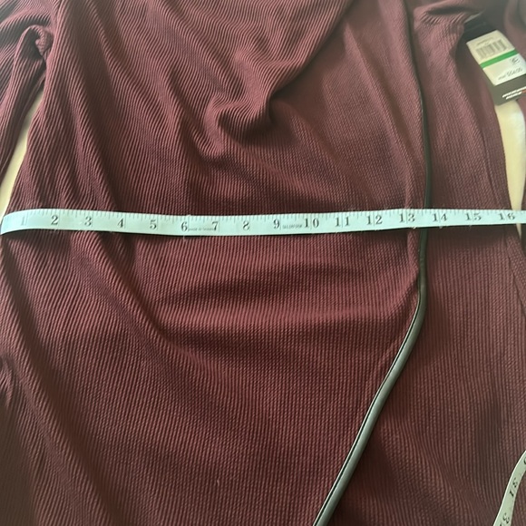 Cowl Neck top NWT - Picture 8 of 8